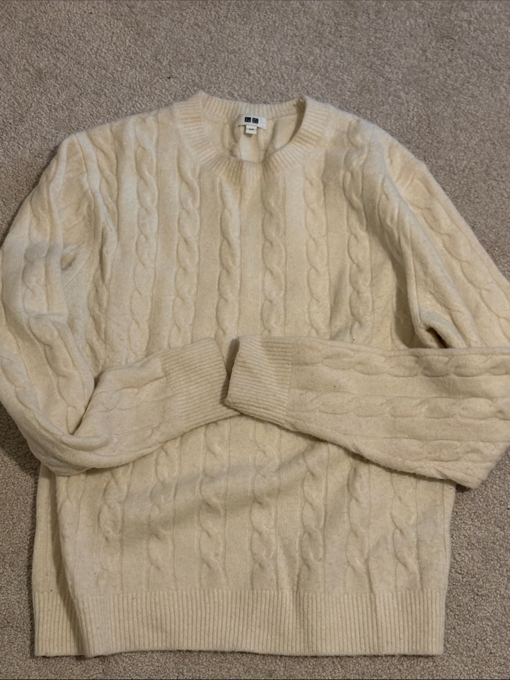 Uniqlo Ivory Cable-Knit Crewneck Sweater